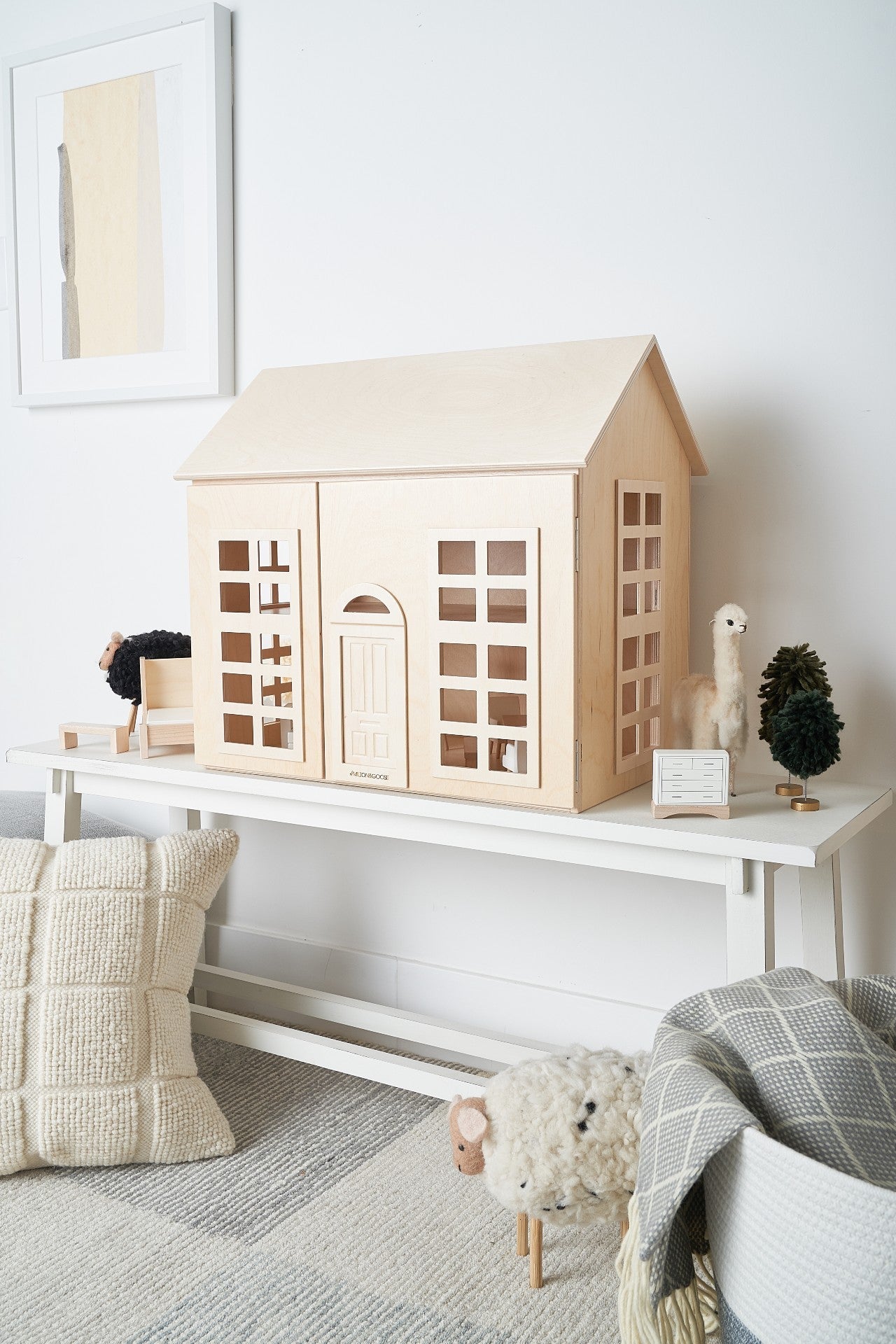 Hudson Dollhouse