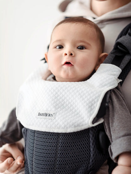 BabyBjörn Baby Carrier Accessories Bib for Carrier Harmony - Natural White