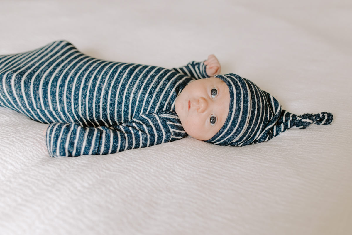 Aden + Anais Snuggle Knit Newborn Gift Set - Navy Stripe