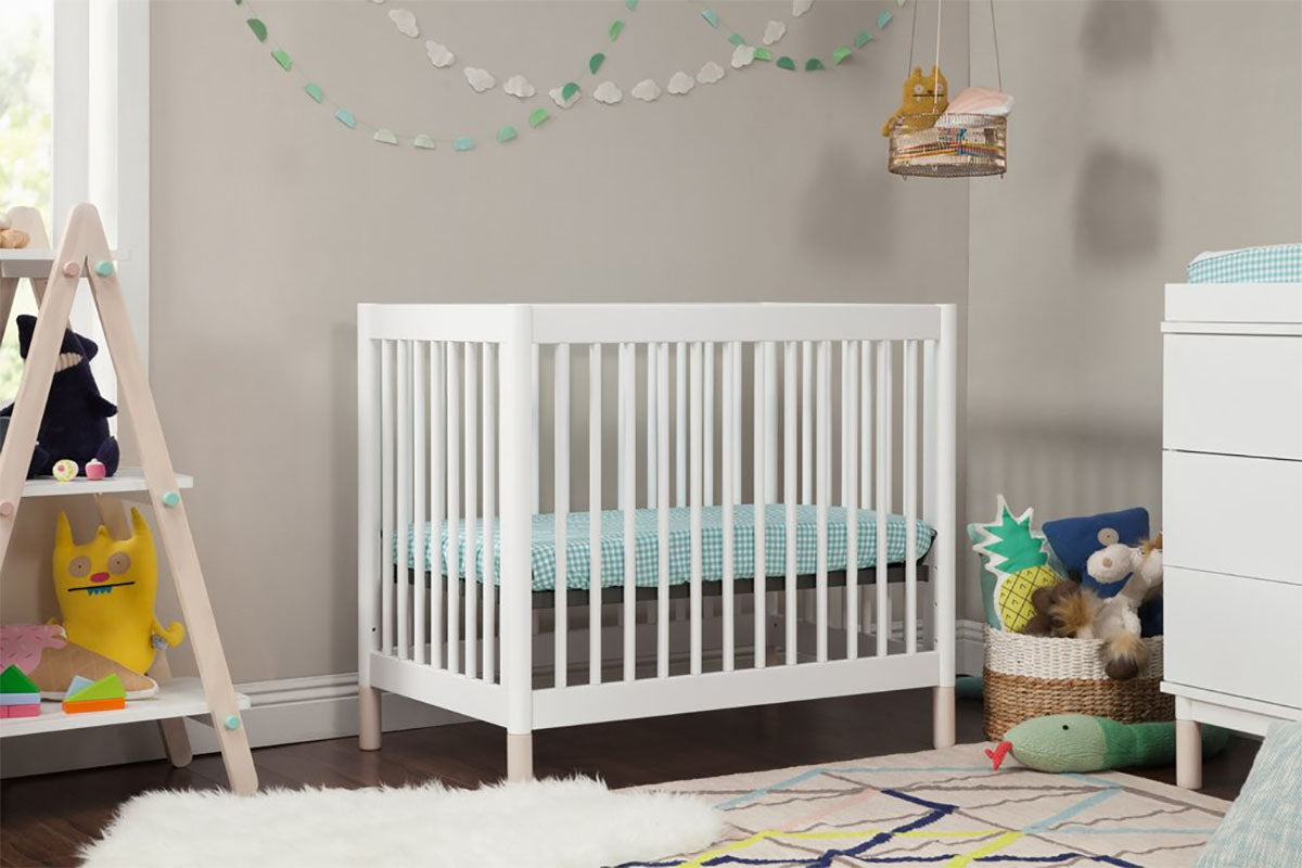 BabyLetto Gelato 2-in-1 Mini Crib - White/Natural