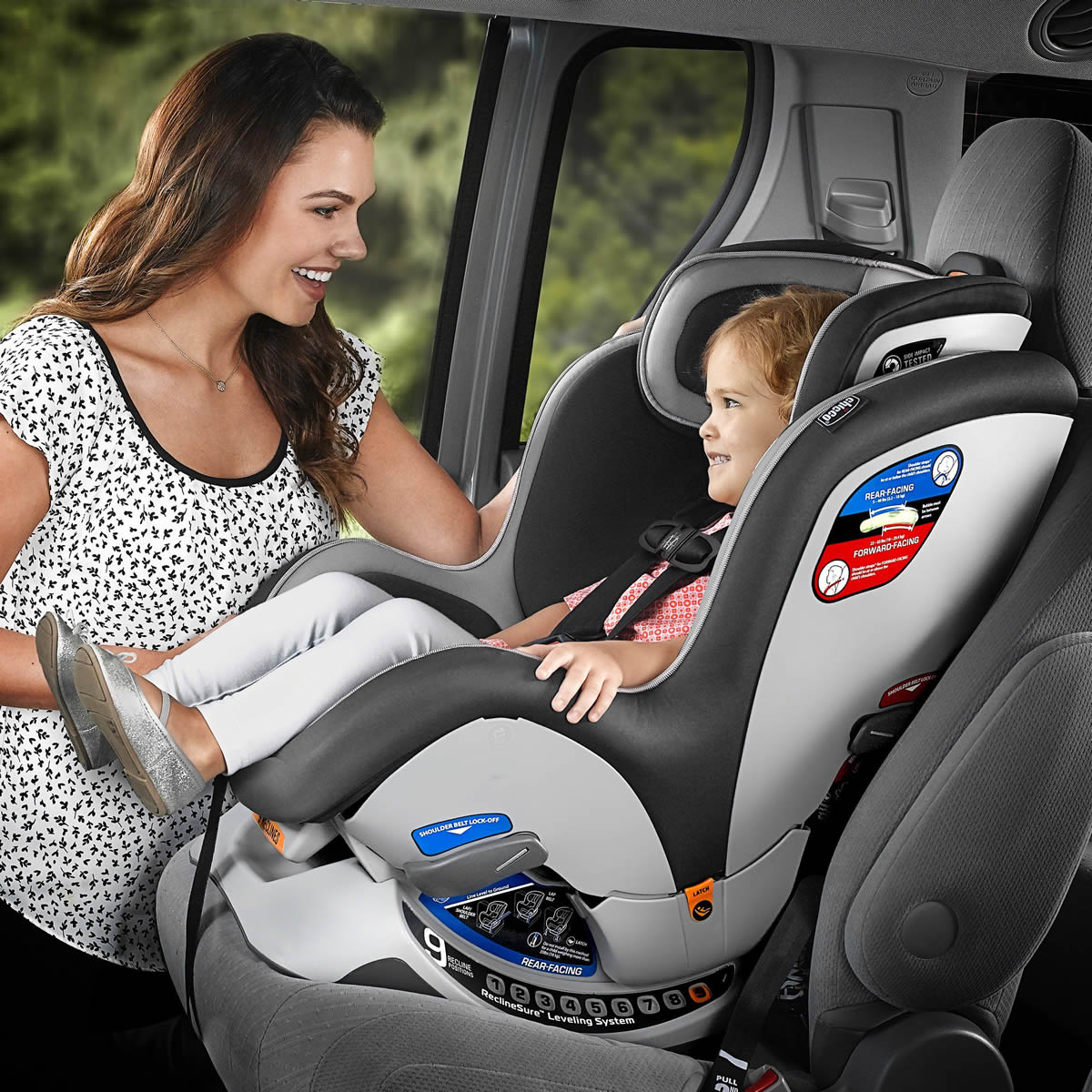 Chicco Nextfit IX ZIP Convertible Car Seat - Manhattan