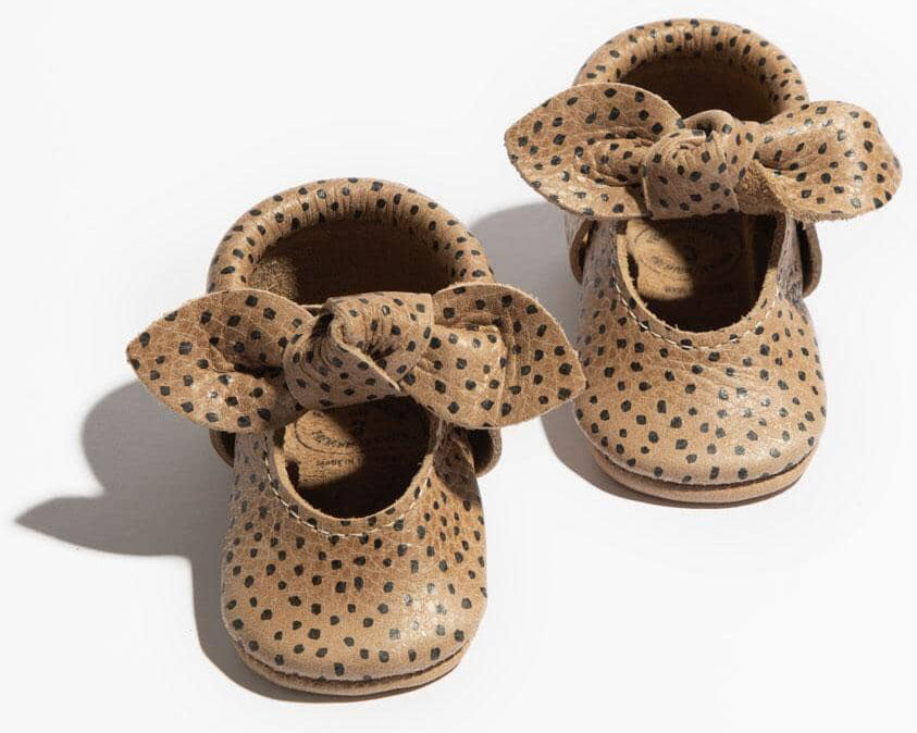 Freshly Picked Knotted Bow Moccasins Mini Sole V2, Size 3 - Almond Speckles