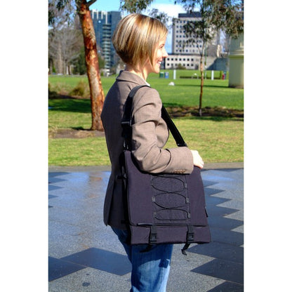 GR8X Deluxe Baby Traveller in Black