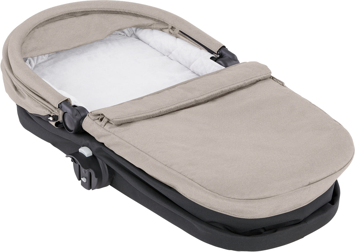 Baby Jogger 2019 Deluxe Pram - Paloma