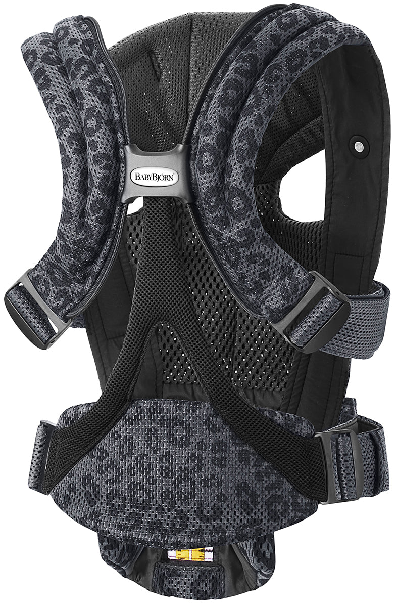 BabyBjörn Baby Carrier Free 3D Mesh, Anthracite Leopard