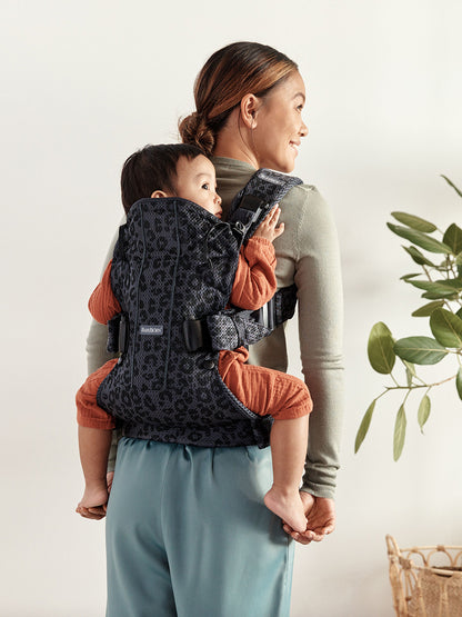 BabyBjörn Baby Carrier One Air 3D Mesh, Anthracite Leopard