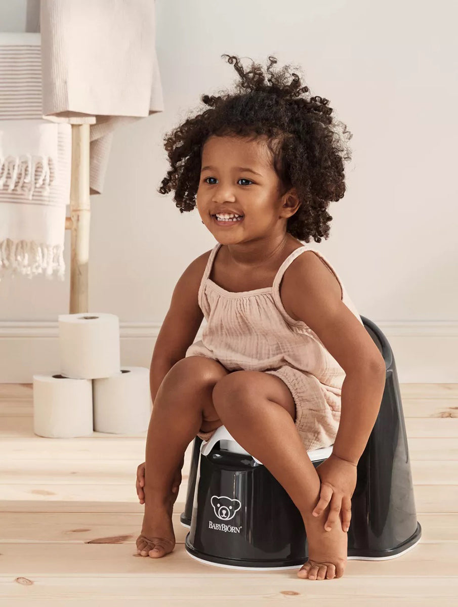 BabyBjorn Potty Chair - Black / White