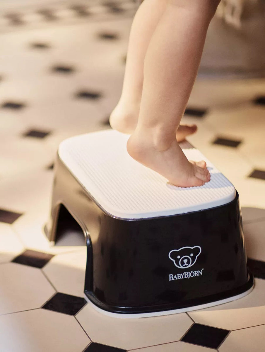 BabyBjorn Step Stool - Black / White