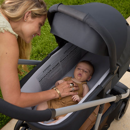 Britax Zinnia Bassinet for Brook, Brook+ and Grove Strollers - Black