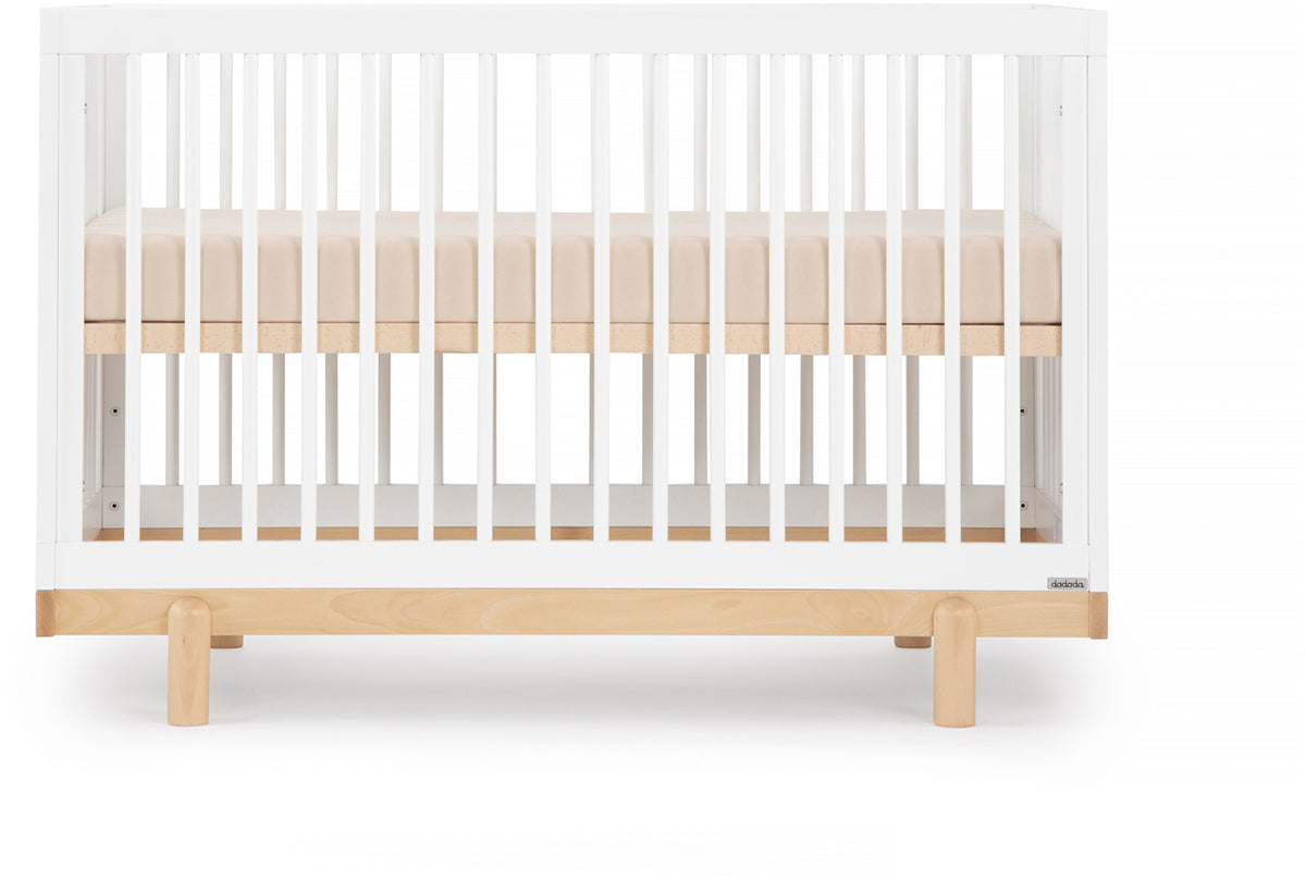 dadada Bliss 4-in-1 Convertible Crib - White / Natural