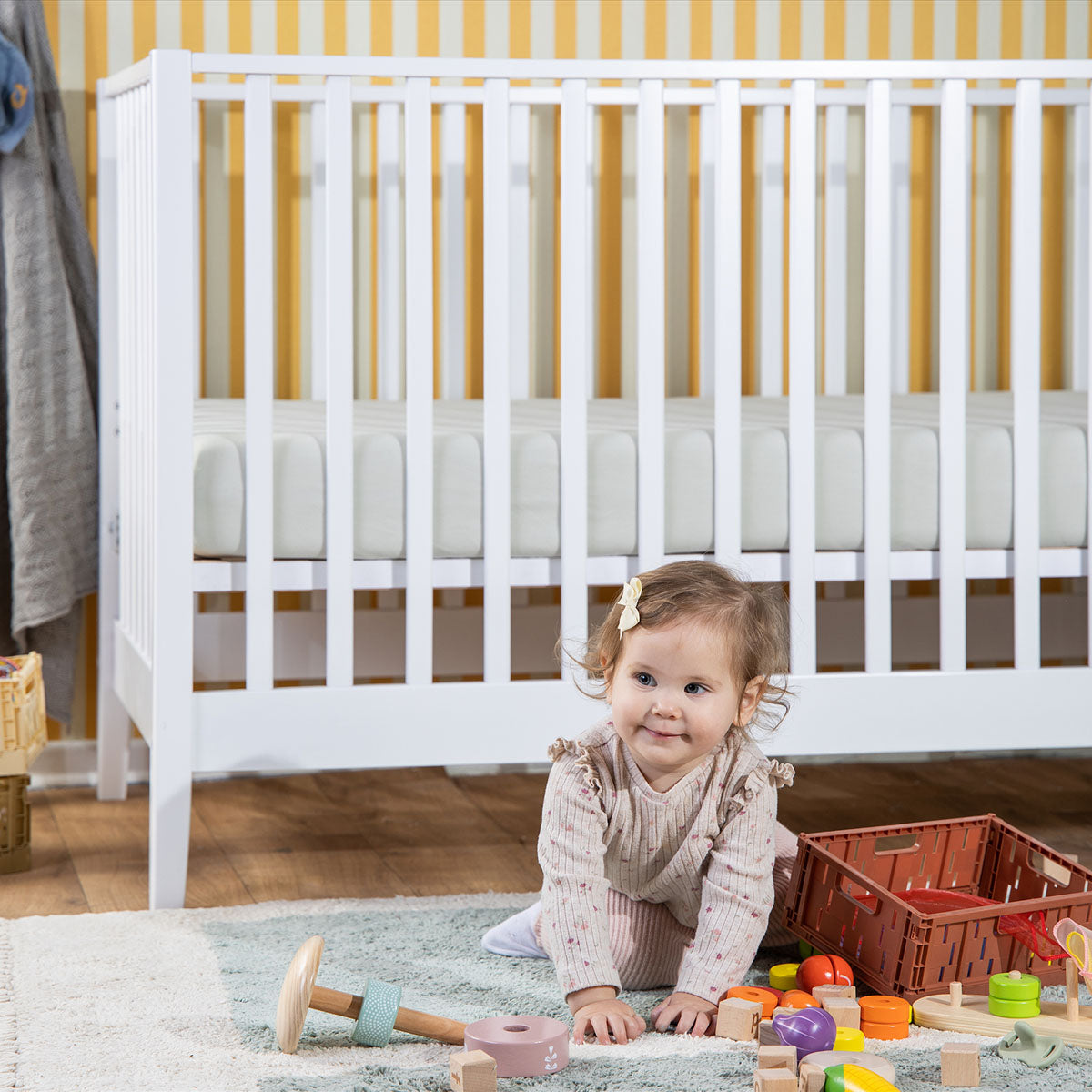 dadada Lala 3-in-1 Convertible Crib - White