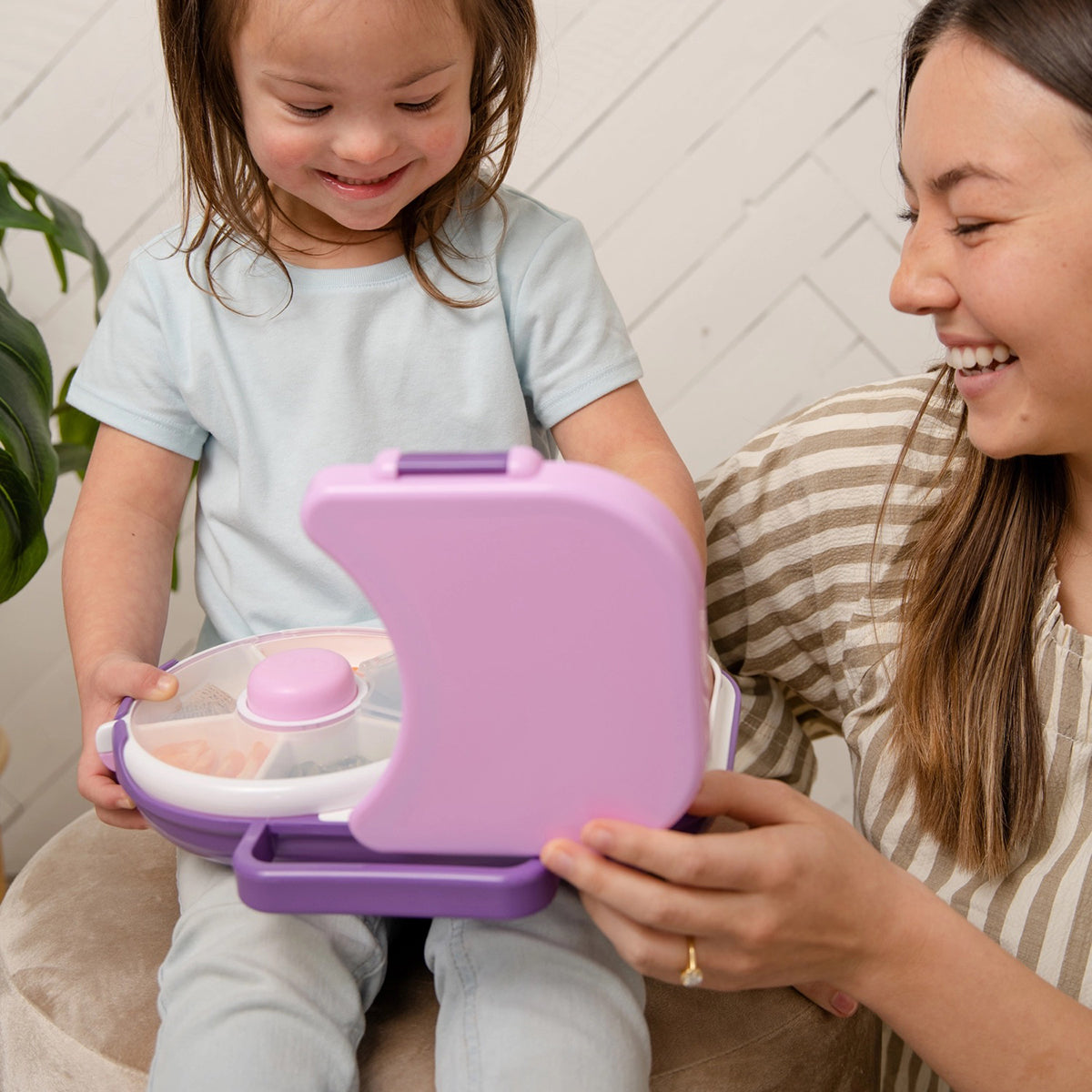 GoBe Kids Lunchbox with Snack Spinner - Watermelon Pink