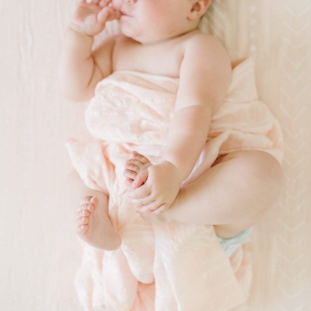 Loulou Lollipop Luxe Muslin Swaddle - Pink Mudcloth