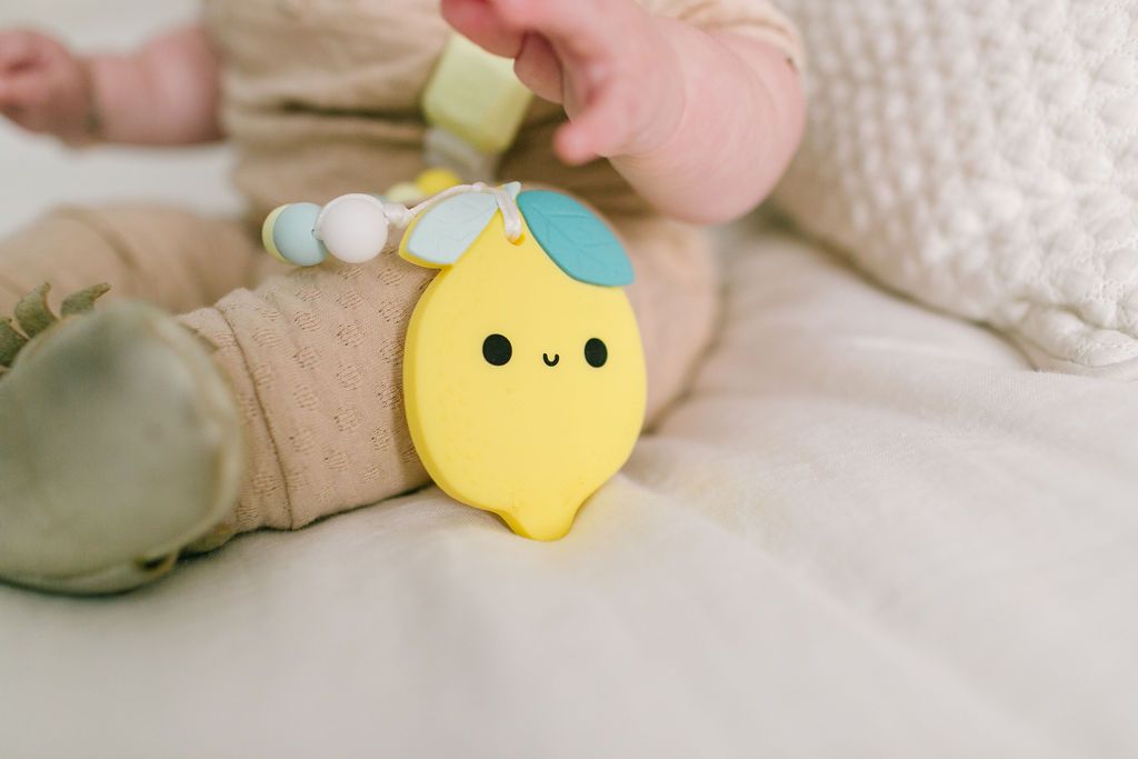 Loulou Lollipop Silicone Teether with Clip - Lemon