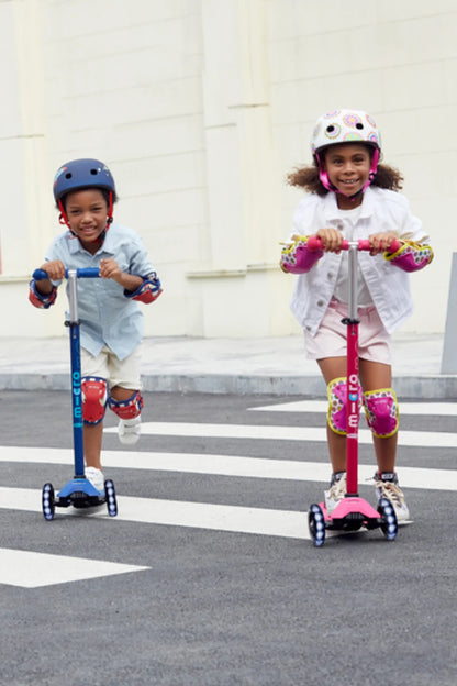 Micro Kickboard Maxi Deluxe LED Scooter (5-12 Years) - Pink