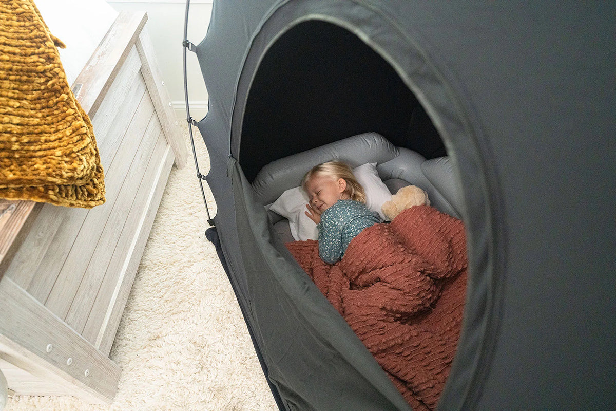 SlumberPod Privacy Canopy with Fan + SlumberTot Inflatable Toddler Bed Bundle - Black / Gray