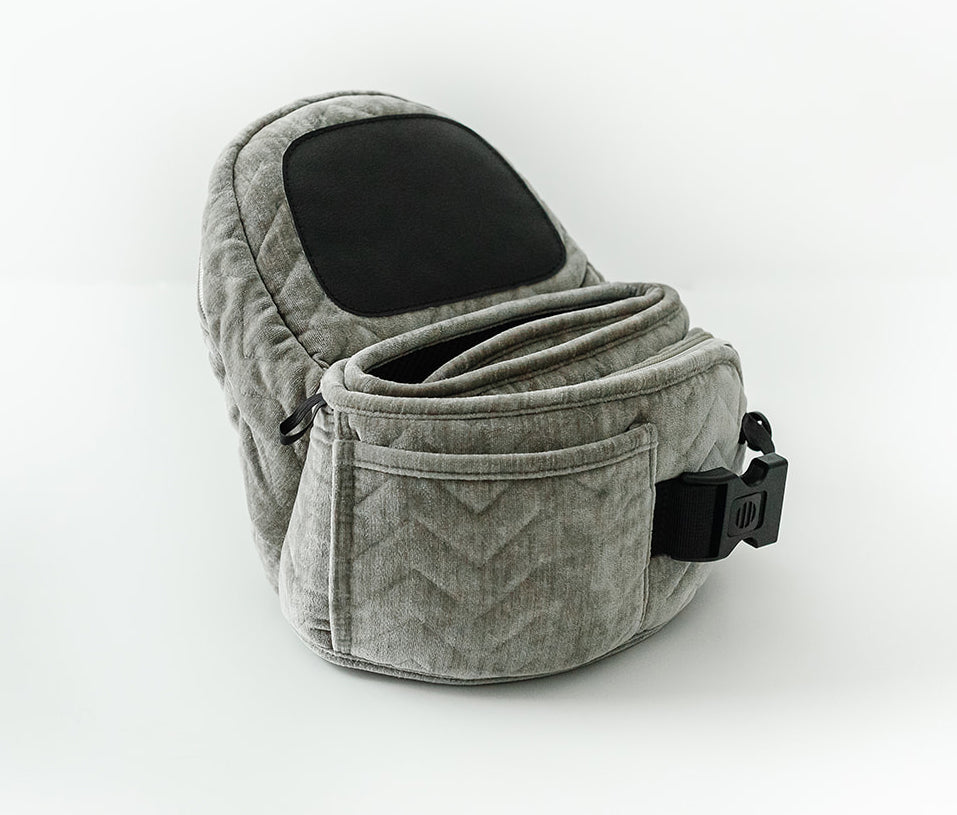 Tushbaby Hip Seat Carrier, Velvet - Silver