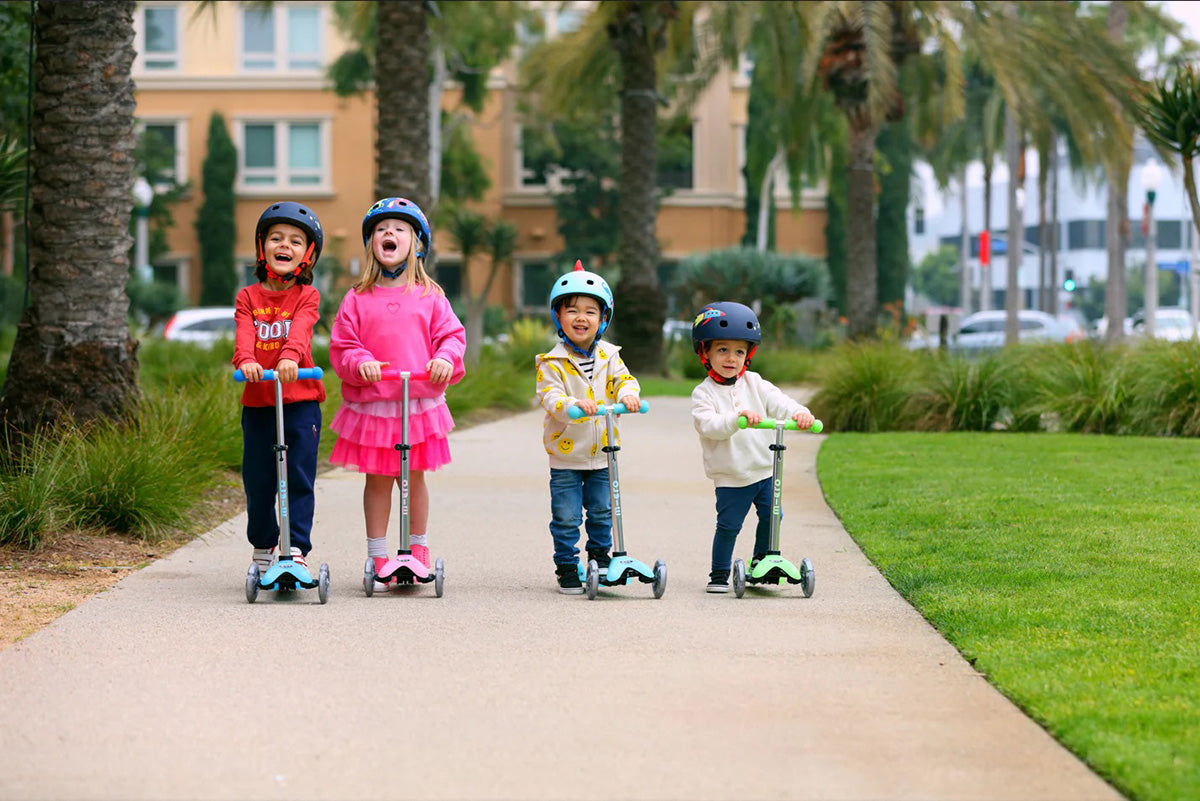 Micro Kickboard Micro Mini Glow Plus LED Scooter (2-5 years) - Arctic Blue