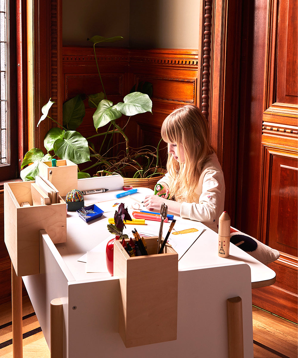 Oeuf Brooklyn Desk - White/Birch