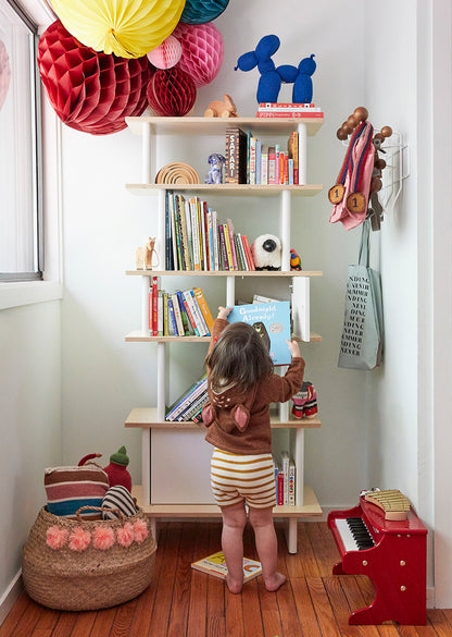 Oeuf Vertical Mini Library - White/Walnut