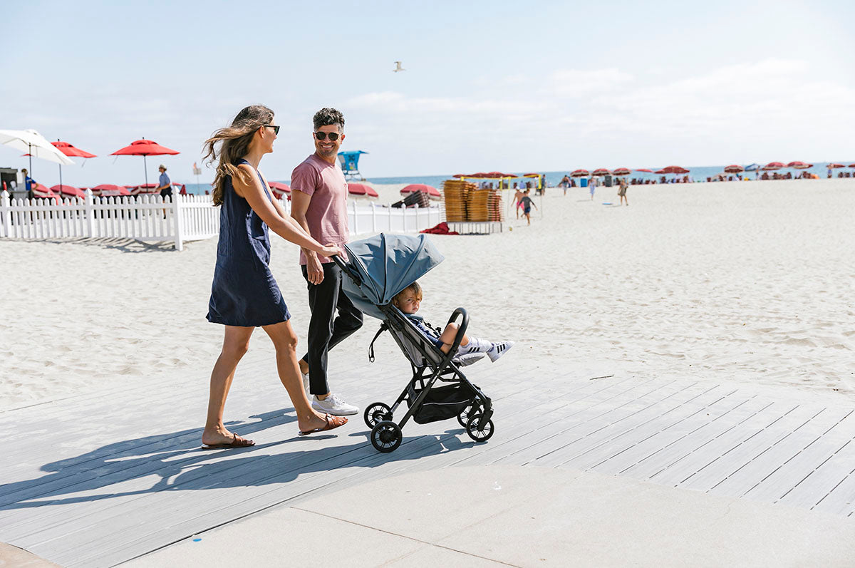 Inglesina Quid Compact Lightweight Stroller - College Navy