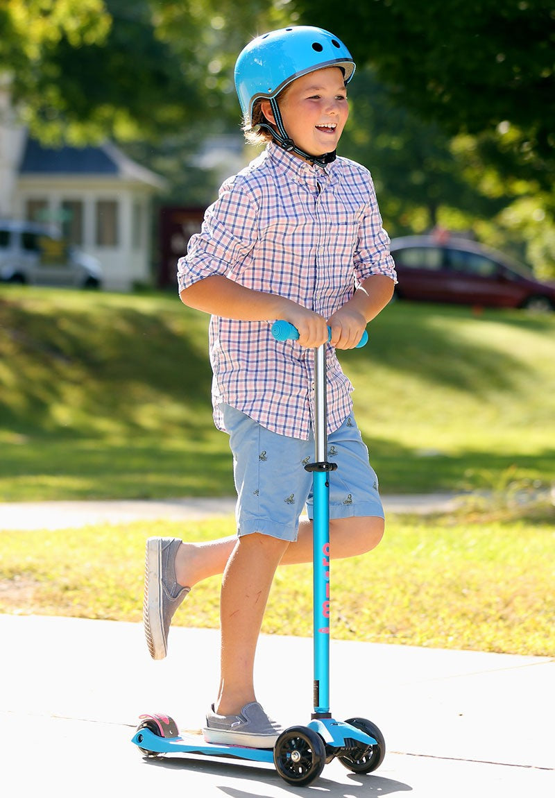 Micro Kickboard Maxi Deluxe Scooter - Green