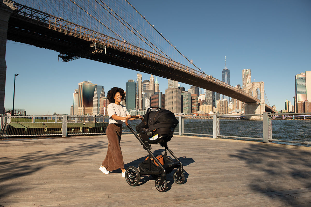 Nuna MIXX next + PIPA urbn Travel System - Caviar