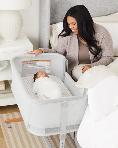 Skip Hop Cozy-Up 2-in-1 Bedside Sleeper & Bassinet - Grey