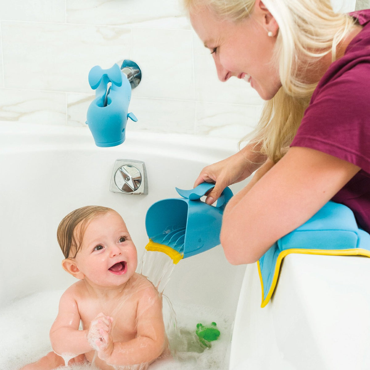 Skip Hop Moby Waterfall Bath Rinser